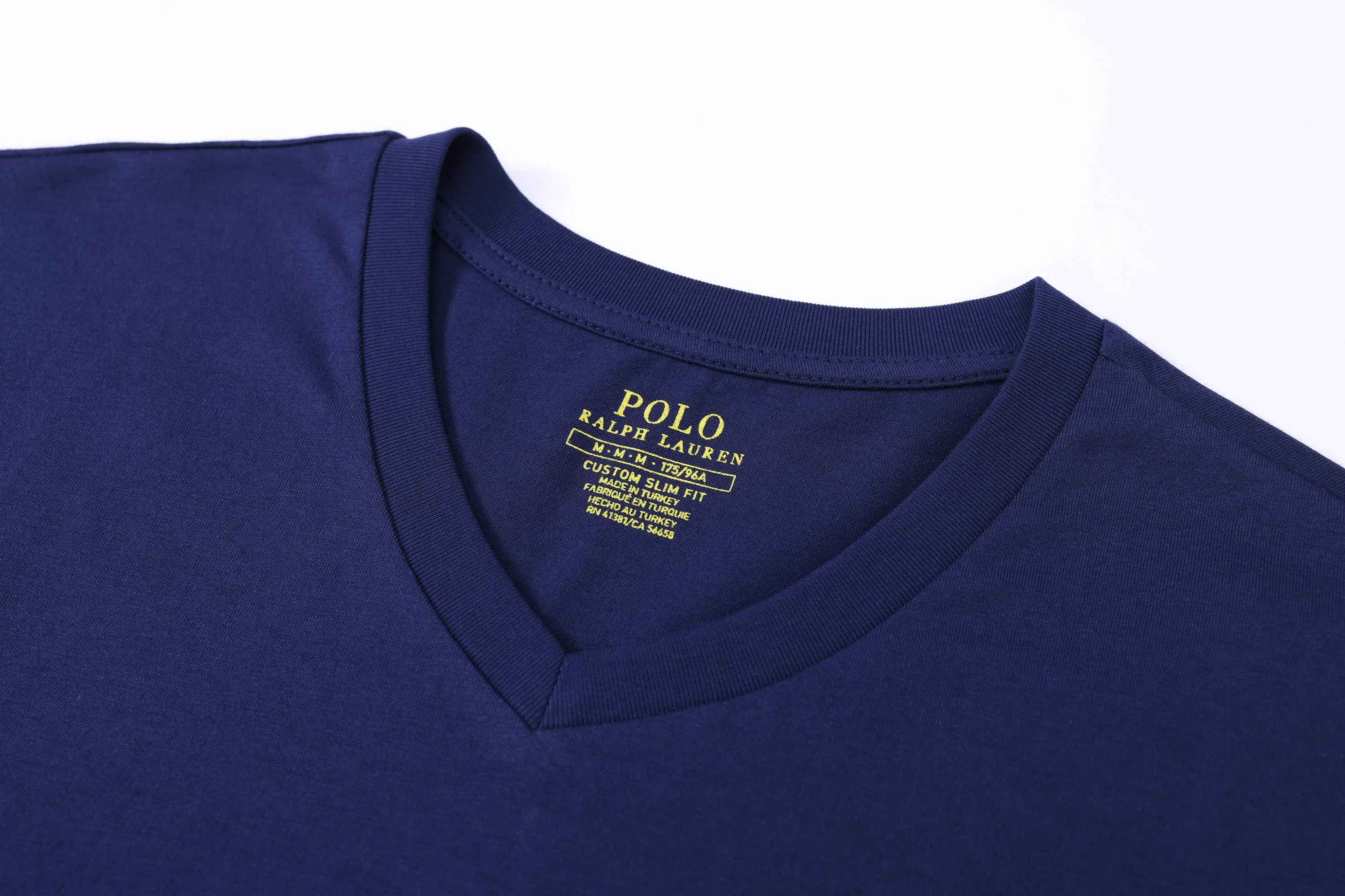 P144 Item No.: 2211 Paul polo small label V-neck short sleeves (pure cotton) Size: S-XXL